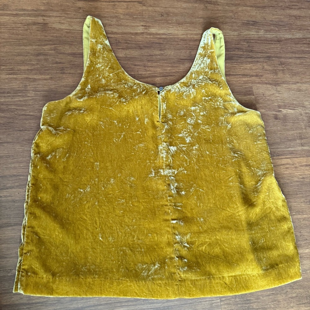J Crew Velvet Tank Top Womens 8 Golden Yellow Sleeveless Scoop Blouse Fall Holid - Picture 9 of 14